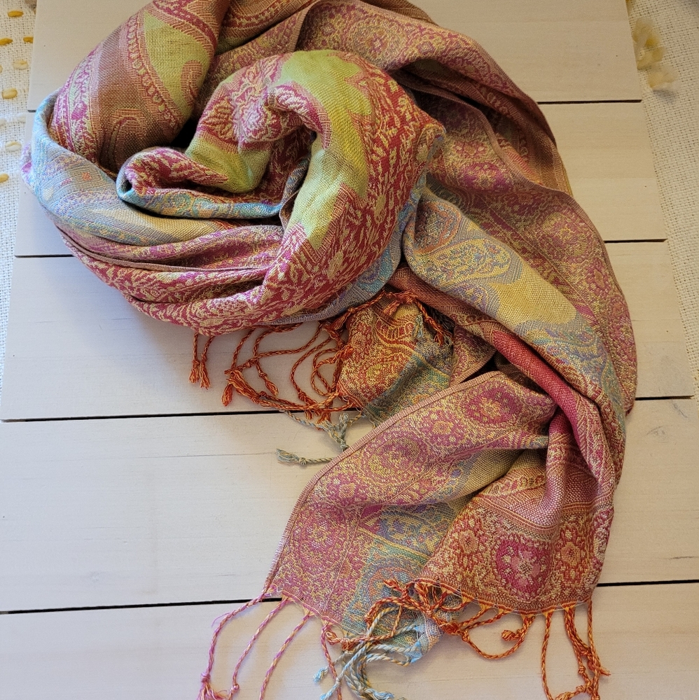 Women's Mandela Pattern Scarf 😍